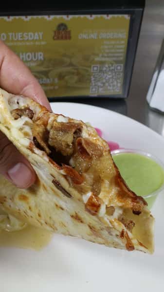 Quesadilla Tripa