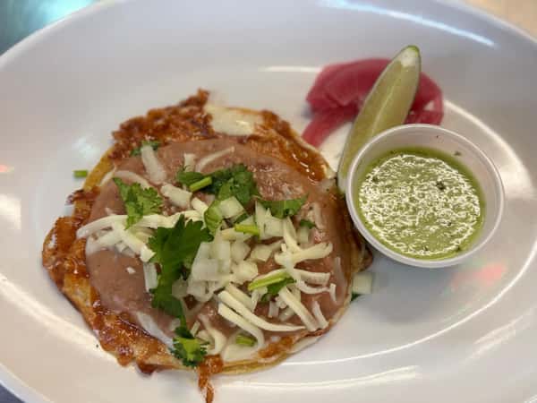 Taco Frijol con Queso (1)
