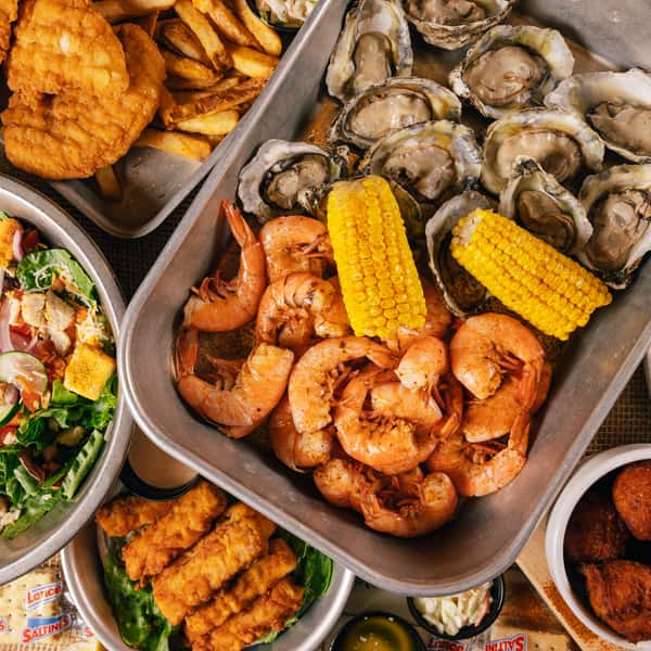 shrimp and oyster tray
