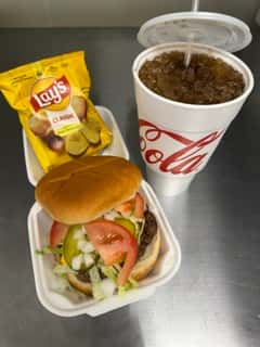Hamburger, Chips & Lg Drink