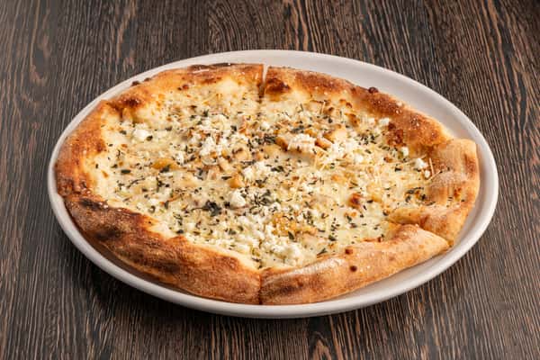 WHITEOUT CHICKEN PIZZA