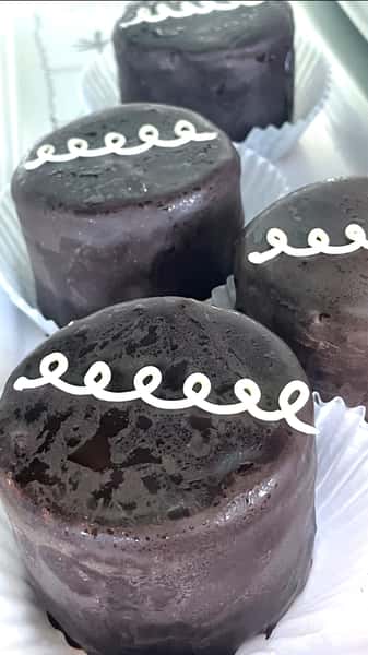 Gourmet "Ding Dongs"