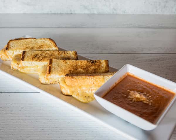 GRILLED THREE-CHEESE DIPPERS