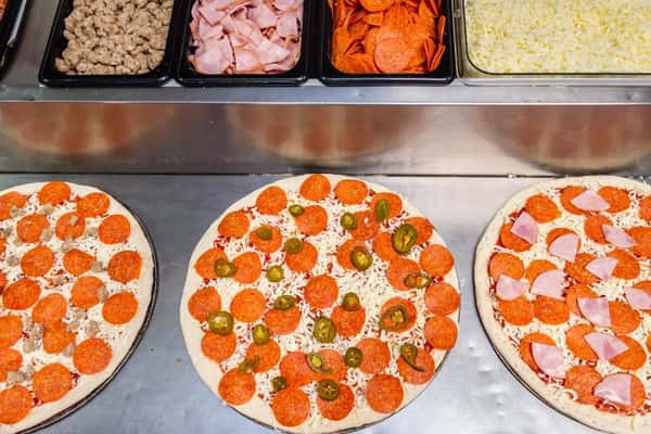 5 Large Pepperoni Sauasge Pizza