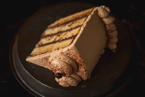 Tiramisu Cake