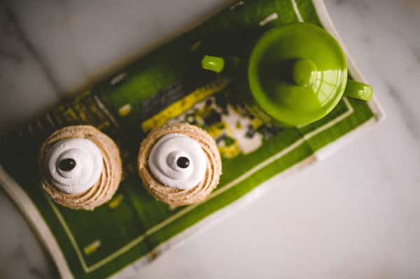 cupcakes and teapot