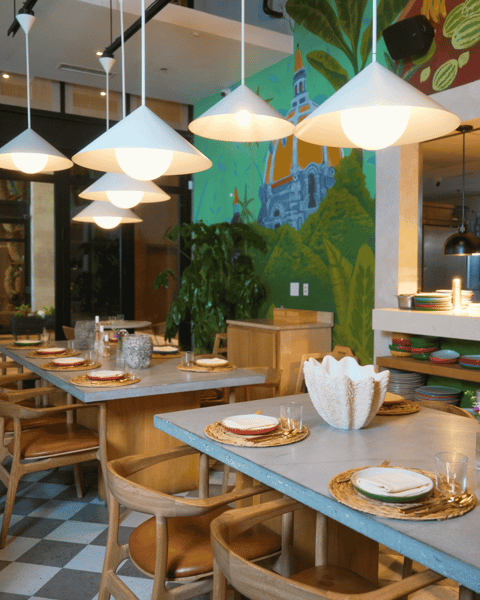 madre selva private dining table