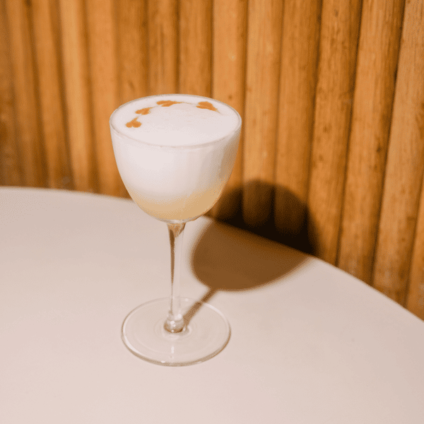 peach pisco cocktail