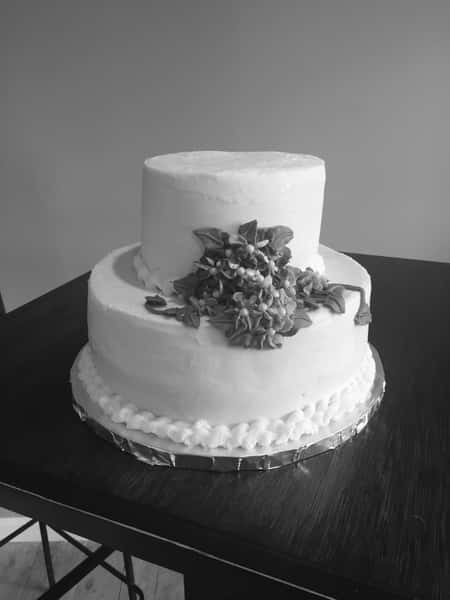 Wedding Cake in black & White