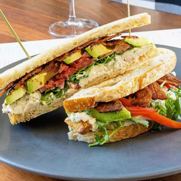 CHICKEN SALAD BATA