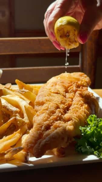 The Outer Banks Seafood Festival might be canceled, but the seafood fest is still happening at Mulligan’s🐟🍋
Rain or shine, we’re serving up some of the freshest local seafood on the beach. From locally caught flounder to fresh shrimp and all your coastal favorites, consider your weekend seafood plans officially saved.
And with ocean views on one side and Jockey’s Ridge on the other, we’d say you’re still getting the full Outer Banks experience.
Don’t let a little weather ruin your weekend. Come hungry, grab a drink, and support local right here in Nags Head.