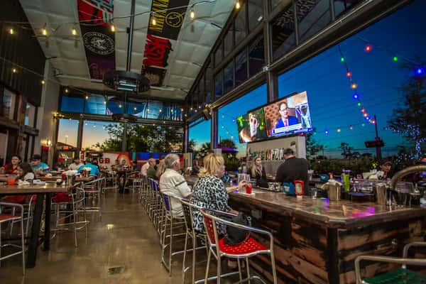 Kissimmee Rock & Brews American Restaurant