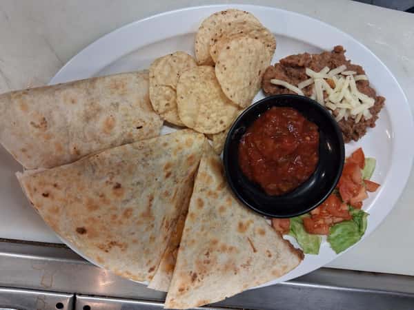 Quesadilla with tortilla chips and salsa