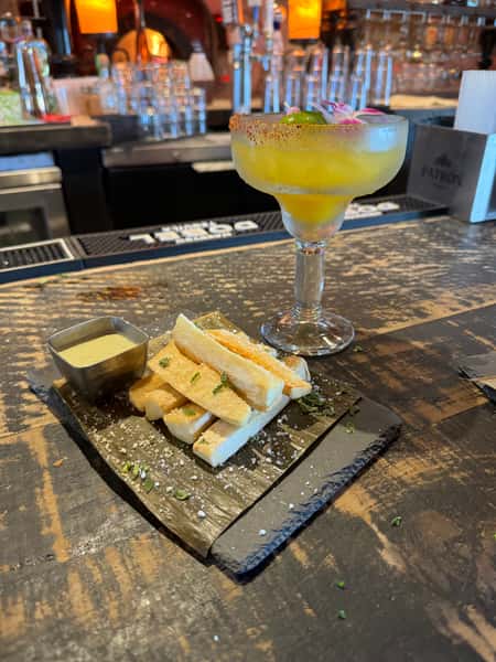 YUCCA FRITES