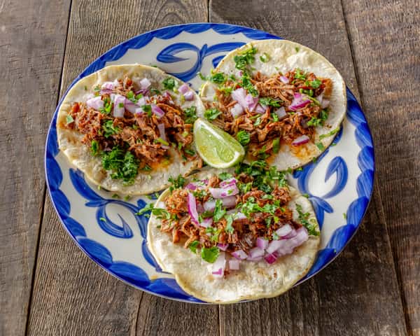 PULLED PORK STREET TACOS