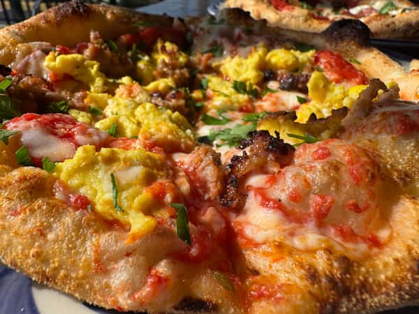 BL SAUSAGE & EGG PIZZA