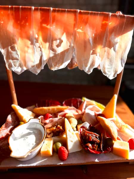 Stendino di salumi e form.