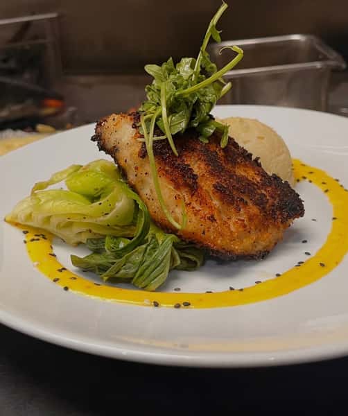 Grilled seafood and veggies