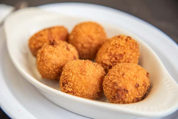 Mac and cheese bites