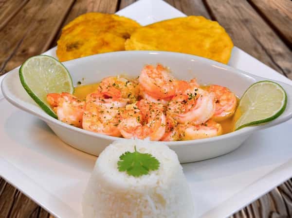 Camarones Al Ajillo*