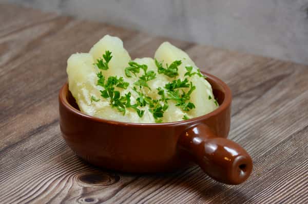 YUCA CON MOJO