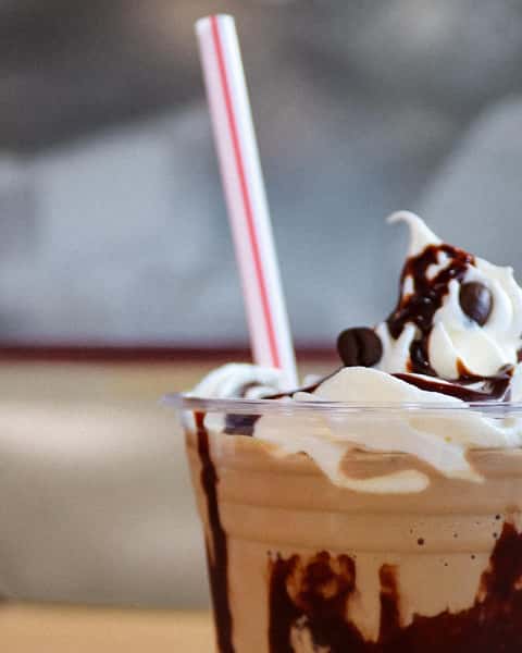 Start the week the right way.

Coffee… but make it dessert.

Mondays go a little easier with a Coffee Freeze.

#StarliteDiner #FlintMichigan #StarliteSince1966