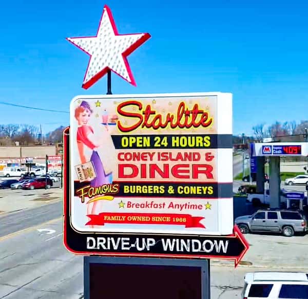 Starlite Sign Drone Shot