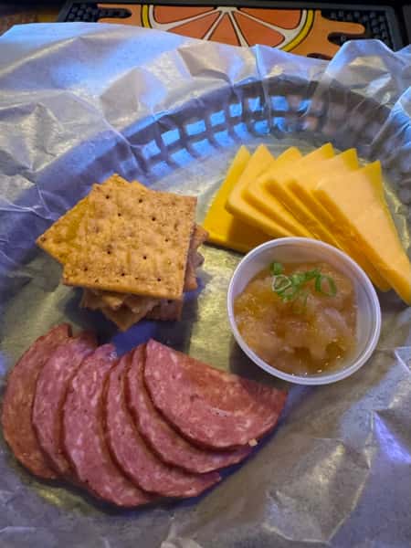 Bar-cuterie