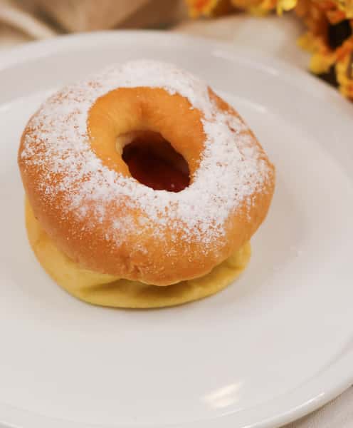 Brioche with strawberry filling