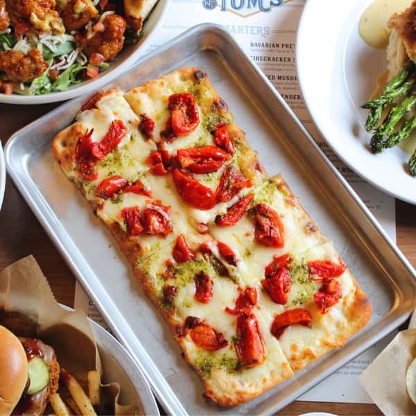 Margherita Chicken Flatbread