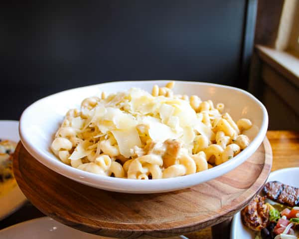 Cavatappi Alfredo