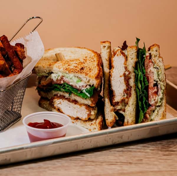 CHICKEN CLUB