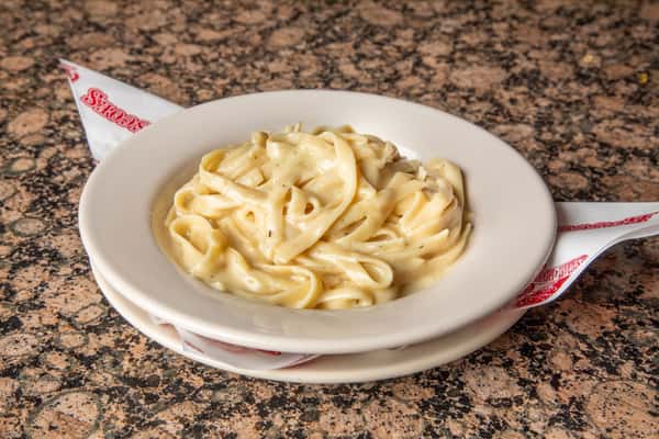 Kids Fettuccine Alfredo
