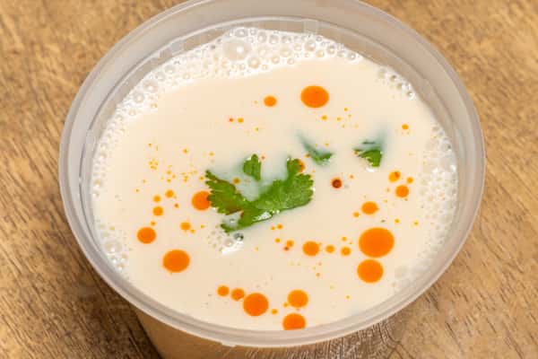 TOM KHA