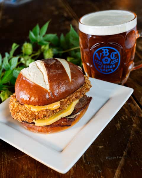 Oktoberfest is still in full swing at Voodoo Brewing Co
Whatโs your favorite thing about Oktoberfest?
๐ธ Schnitzel Sammie & Schnitzengiggle @voodoocompound
