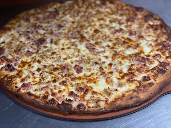 CHICKEN CORDON BLEU PIZZA