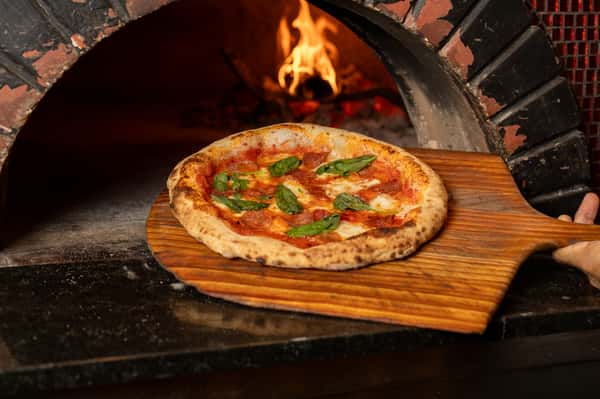 QUEEN BEE PIZZA