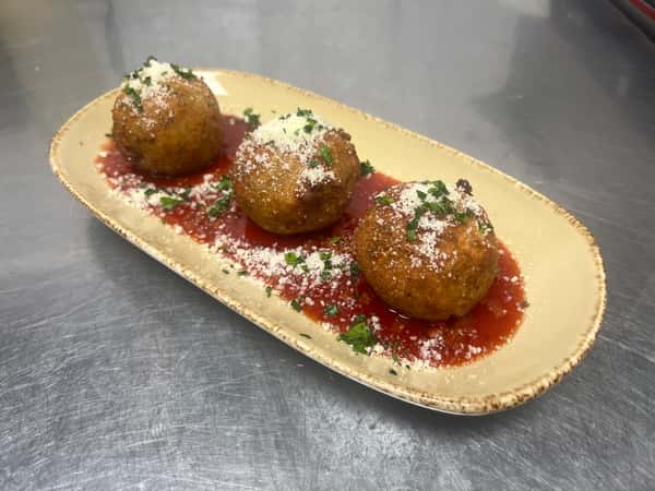 ARANCINI PEPPERONI