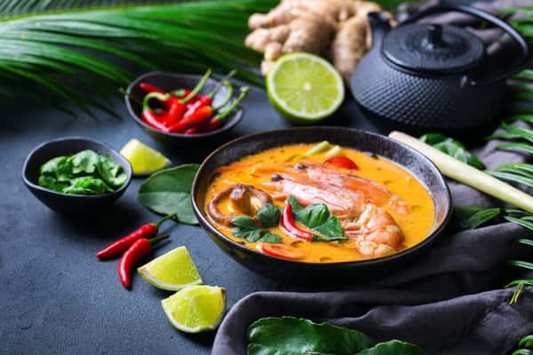 Turn up the heat at Koi Pond with our Tom Yum! 🌶️🍲 Experience an explosion of flavors, from lemongrass to keffir lime leaf, galangal and fish sauce. This Thai favorite is guaranteed to give your taste buds a wild ride. Pair it with your choice of protein and steamed rice for a fulfilling meal. #TomYumLove #KoiPondDelights 🔥💛