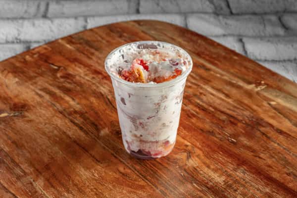 Louisiana Strawberry Short Cake