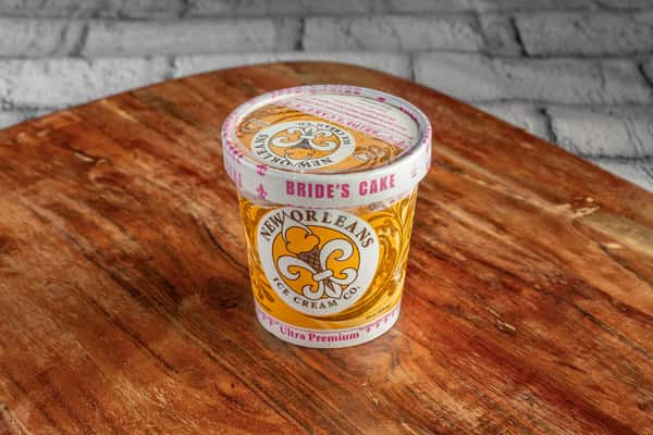 New Orleans Style Brides Cake Ice Cream