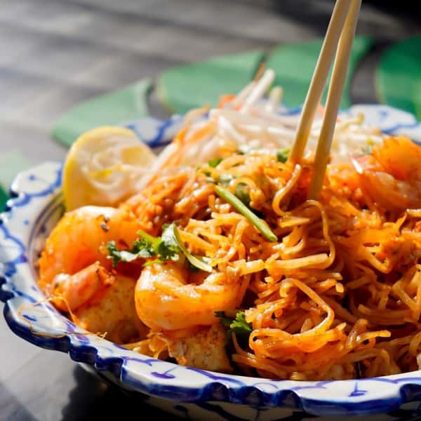 Legendary Pad Thai