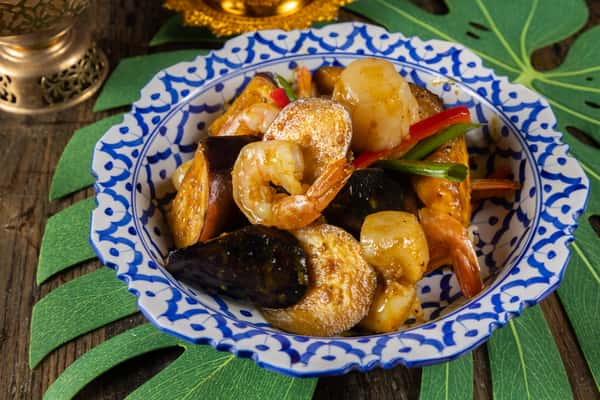 Curry Powder Prawns & Scallop