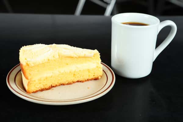 Limoncello Cake