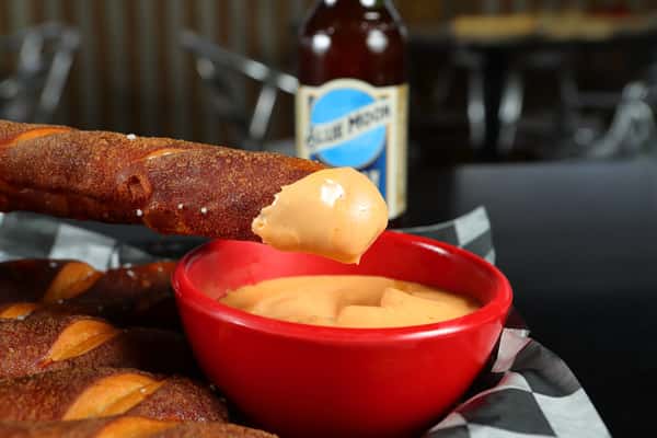 pretzel and dip
