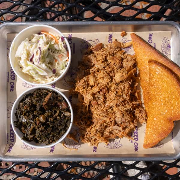 PULLED CHICKEN PLATTER