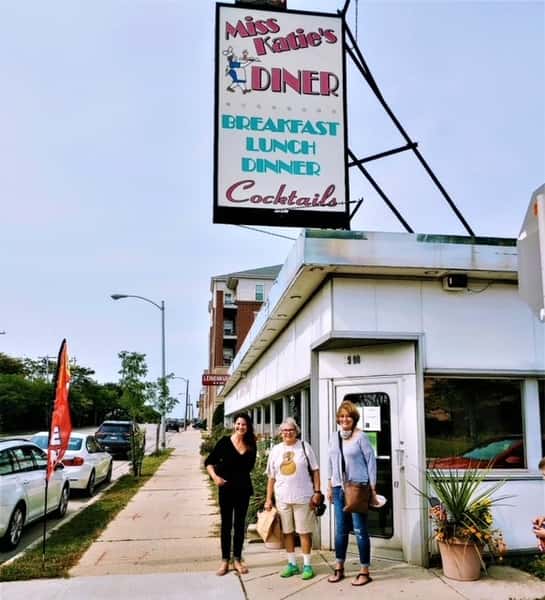 Customers in front of Miss Katie's Diner outside