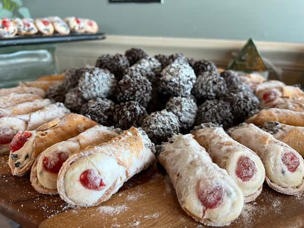 Brunch items, pastries