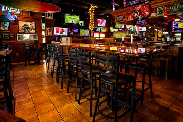 Buddy Bar / Lounge / Bar area at The Firehouse Grill