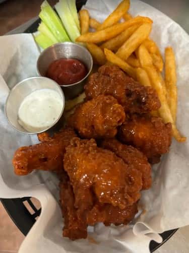 Chicken Wings Basket